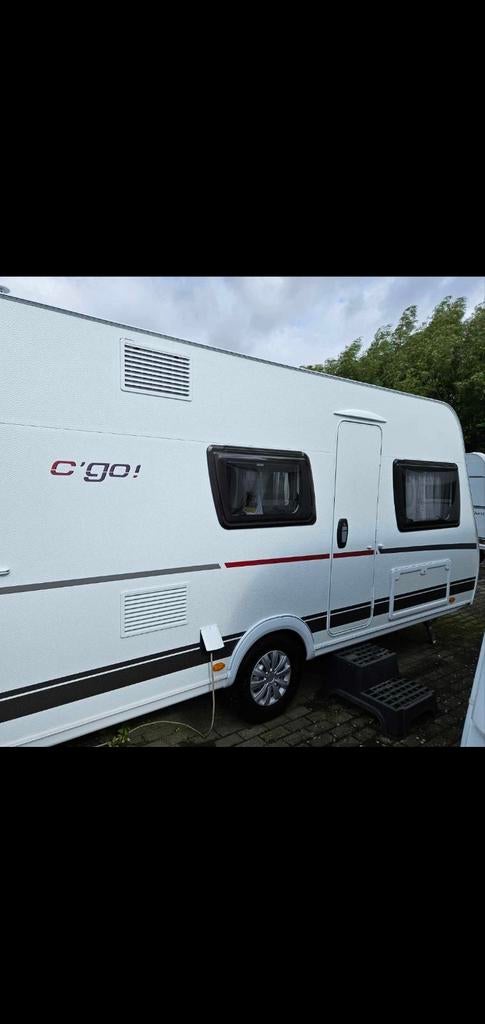 Dethleffs CGO 495QSK (2024) nieuw staat, Kachel, Dwars-stapelbed, Treinzit, Particulier