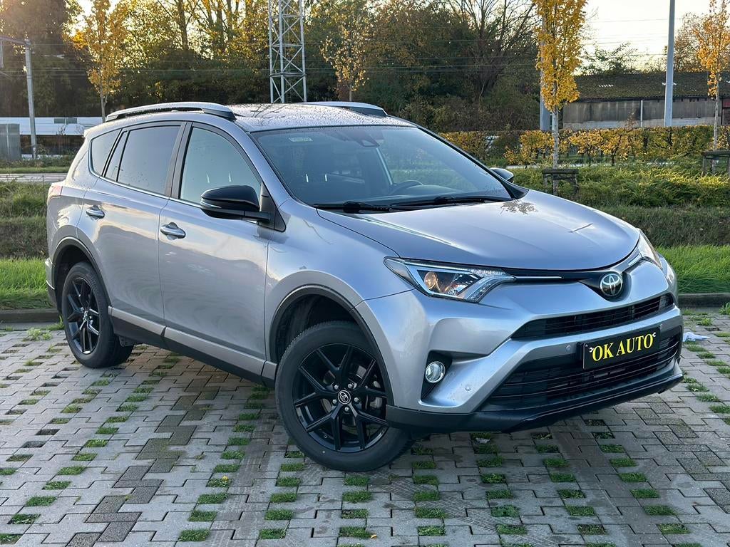 Toyota Rav 4 2.0 Essence Black édition 53.000 Km, Autos, Argent ou Gris, Achat, Euro 6, Entretenue par le concessionnaire