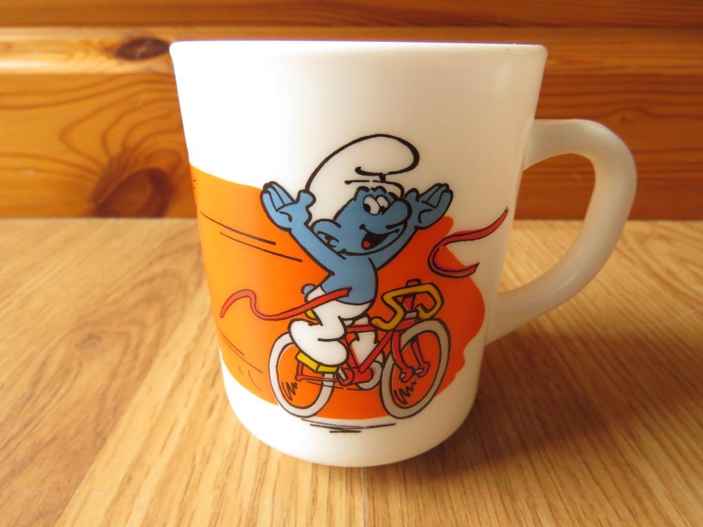 mug tasse les Schtroumpfs en arcopal de 1991, Ophalen of Verzenden, Zo goed als nieuw, Kop(pen) en/of Schotel(s)
