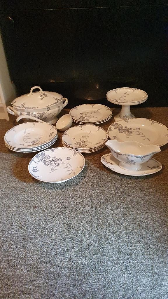 servies Nemone uit Holland, Enlèvement