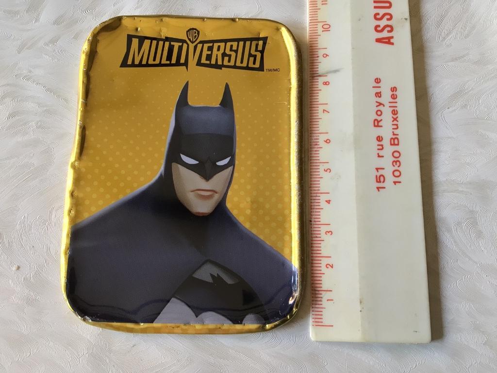 Metalen plaatje Batman multiversus WB plaatje, Ophalen, Gebruikt, Plaatje