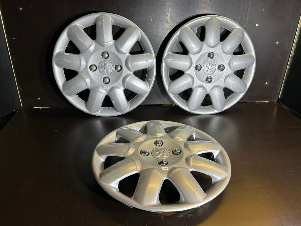 3 wieldop Peugeot 207,208,307,308, 2008 partner 15", Auto diversen, Wieldoppen, Gebruikt, Ophalen of Verzenden