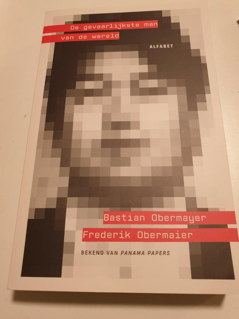 De gevaarlijkste man van de wereld  Auteur: Bastian Obermaye, Enlèvement ou Envoi, Comme neuf