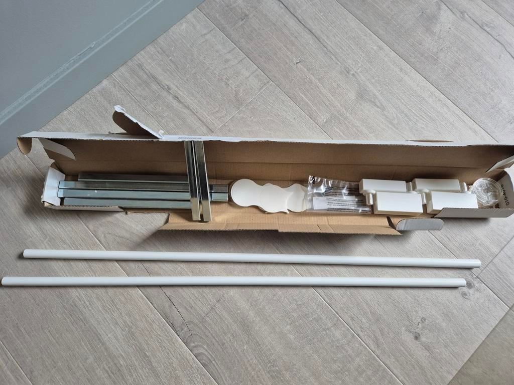 BabyDan Extend A Gate verlengstukken wit (2x 7cm), Ophalen of Verzenden, Zo goed als nieuw, Klemhekje, Metaal of IJzer