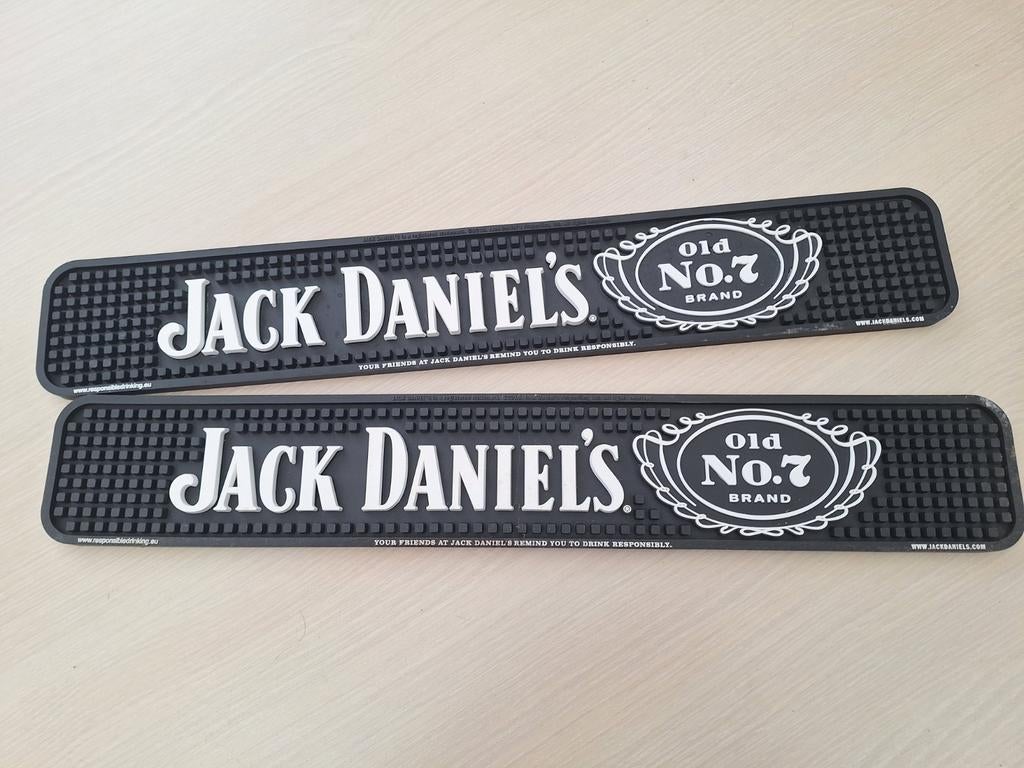 Jack Daniels bar runners, Ophalen