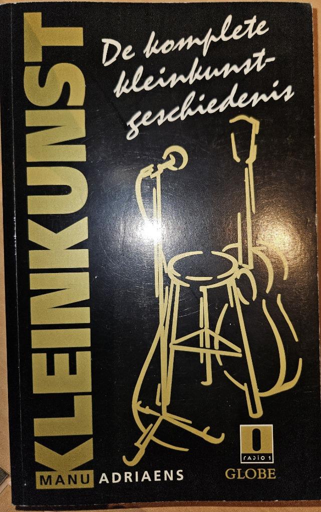 De komplete kleinkunstgeschiedenis., Livres, Musique, Enlèvement ou Envoi, Adriaens Manu, Comme neuf, Genre ou Style
