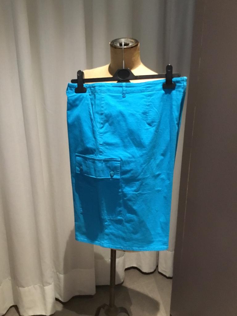 PERSONA by Marina Rinaldi, Turquoise bermuda, maat 31 (52), Marina Rinaldi, Ophalen of Verzenden, Gedragen, Broek of Spijkerbroek