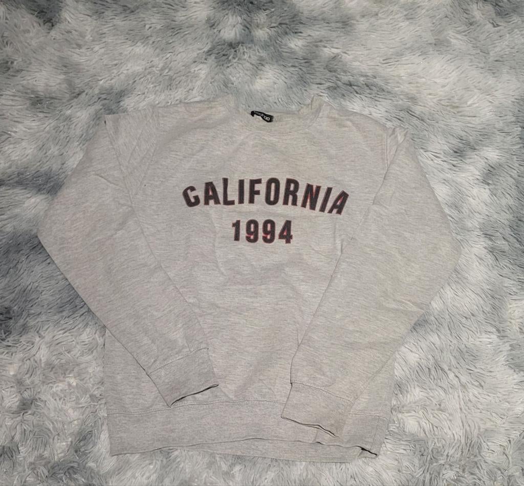 Sweat Boohoo California 1994 - Gris - Taille S (estimée), Gris, Enlèvement ou Envoi, Boohoo, Porté