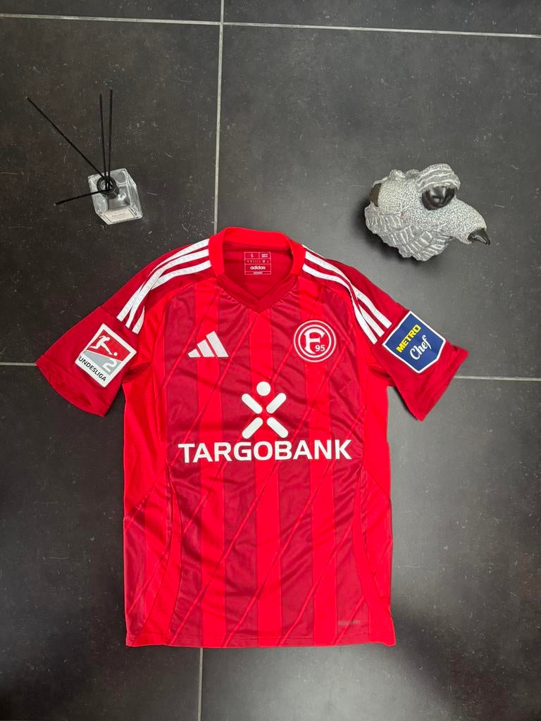 Voetbalshirt, Maat S, Ophalen of Verzenden, Zo goed als nieuw, Shirt