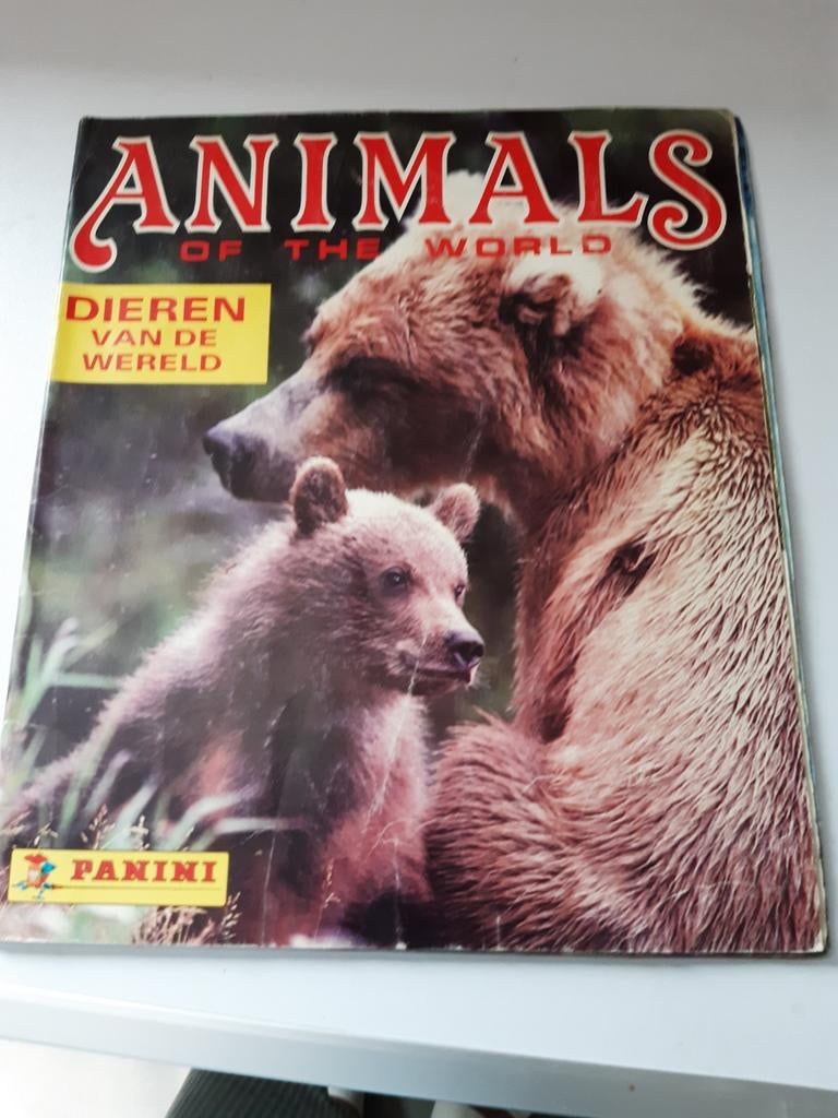 Stickerboek  dieren van de wereld, Ophalen of Verzenden, Gebruikt
