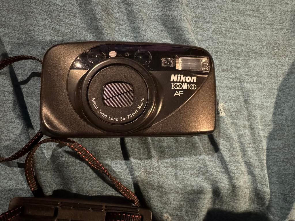 Nikon Zoom 100 AF appareil analogique 1993 collection, Enlèvement ou Envoi, Utilisé, Compact, Nikon