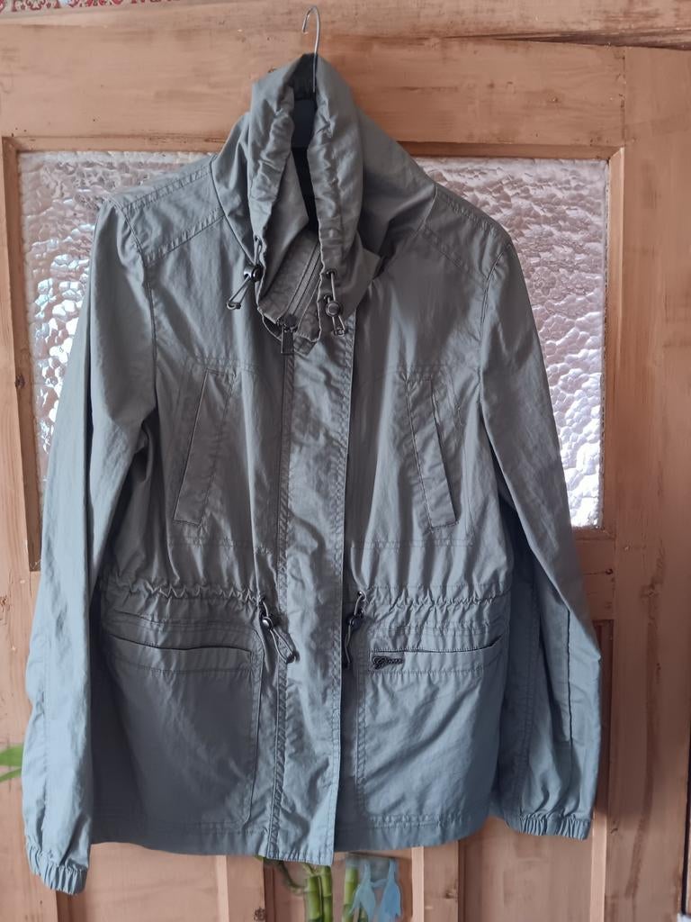 Grijze jas Guess, Maat 38/40 (M), Guess, Ophalen of Verzenden, Zo goed als nieuw