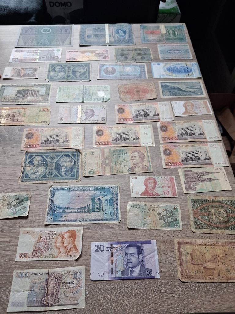 Lot de 35 billets divers, Enlèvement ou Envoi
