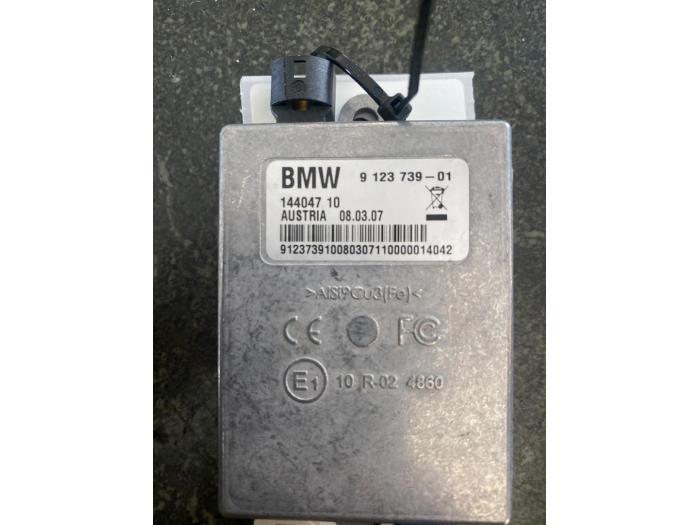 Antenne Versterker van een BMW 3-Serie, Auto-onderdelen, Elektronica en Kabels, BMW, Gebruikt, 3 maanden garantie, Ophalen of Verzenden