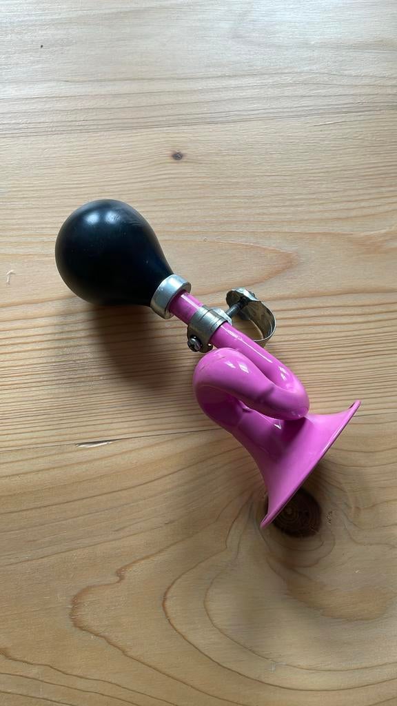 Toeter voor fiets, Fietsen en Brommers, Fietsaccessoires | Fietsbellen, Ophalen of Verzenden, Zo goed als nieuw