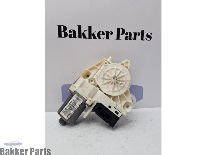 Raammotor Portier van een Renault Laguna, Auto-onderdelen, Carrosserie, Renault, Gebruikt, 3 maanden garantie