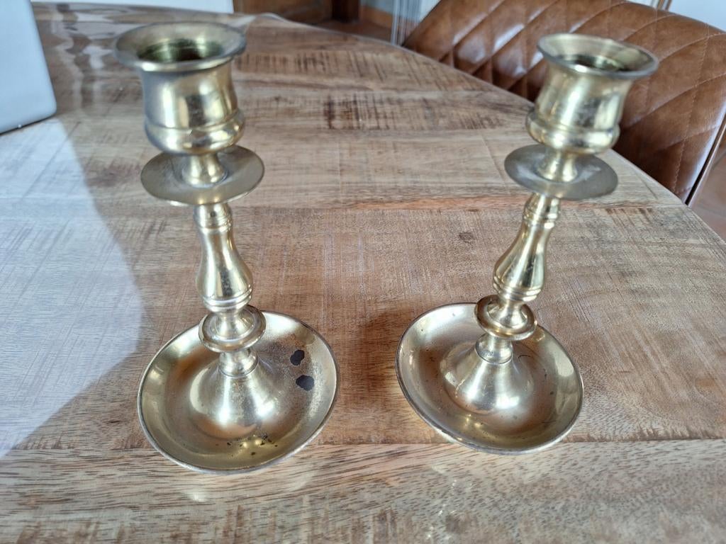 2 antieke koperen kandelaars, Ophalen