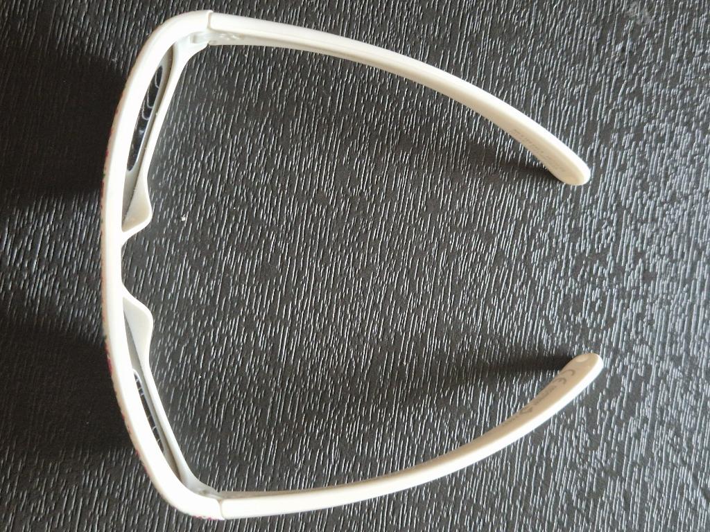 1 paire de lunettes de soleil pour enfant, Enlèvement, Utilisé, Plusieurs marques