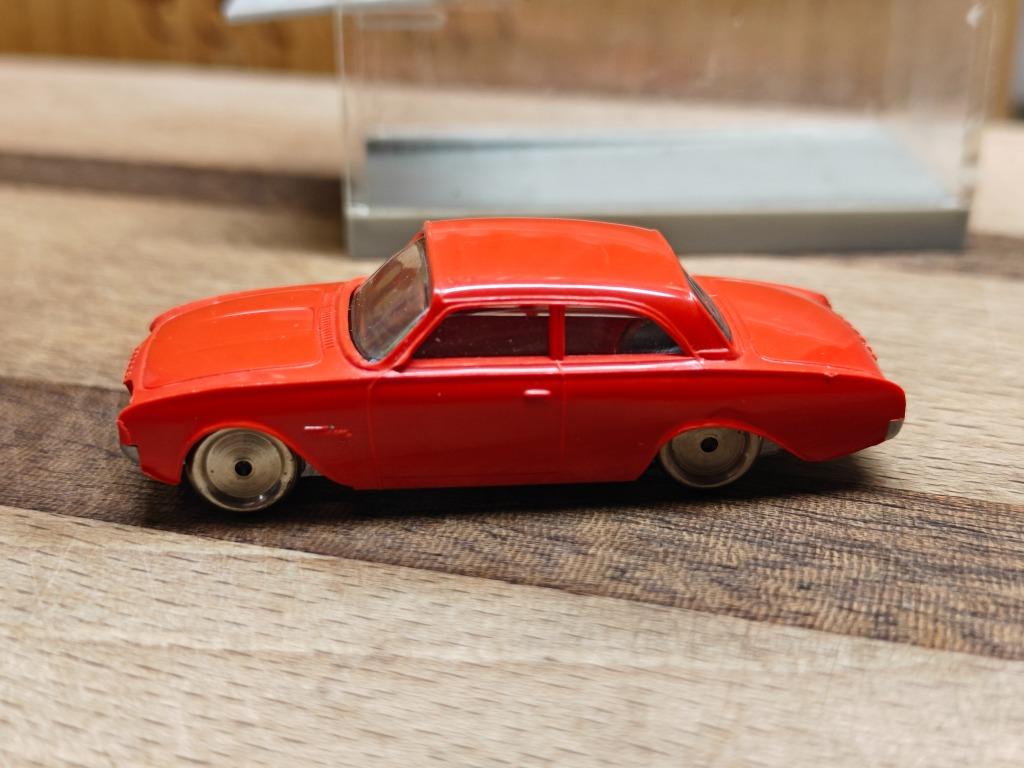 LEGO HO 1/87 FORD TAUNUS 17 M ROUGE, Enfants & Bébés, Jouets | Duplo & Lego, Enlèvement ou Envoi, Neuf, Lego