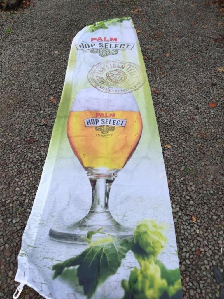 verschillende biervlaggen palm en hoegaarden, Verzamelen, Ophalen of Verzenden, Palm