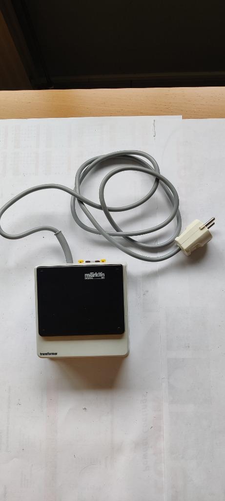 Märklin 6002 transformator 32 VA, Enlèvement ou Envoi, Courant alternatif, Comme neuf, Transformateur ou Alimentation