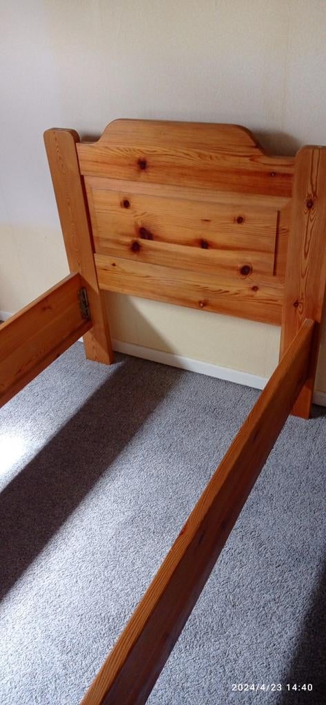 Grenen bed, Huis en Inrichting, Slaapkamer | Complete slaapkamers, Ophalen, Gebruikt