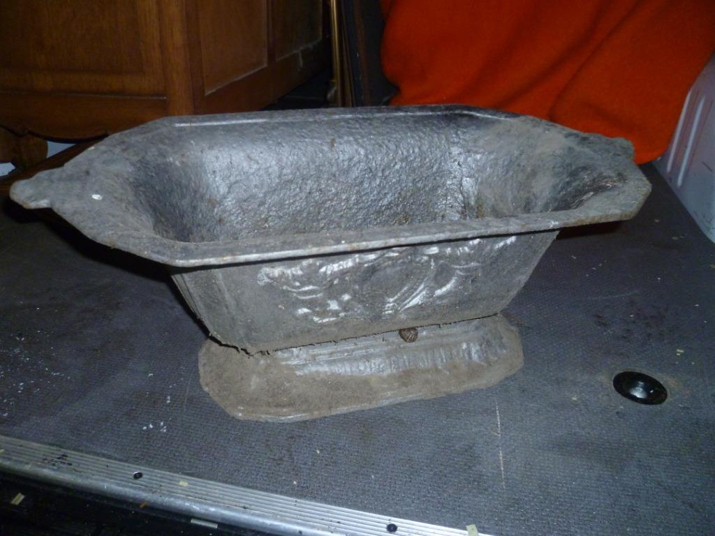 OUDE GIETIJZEREN KOOLBAK, Ophalen