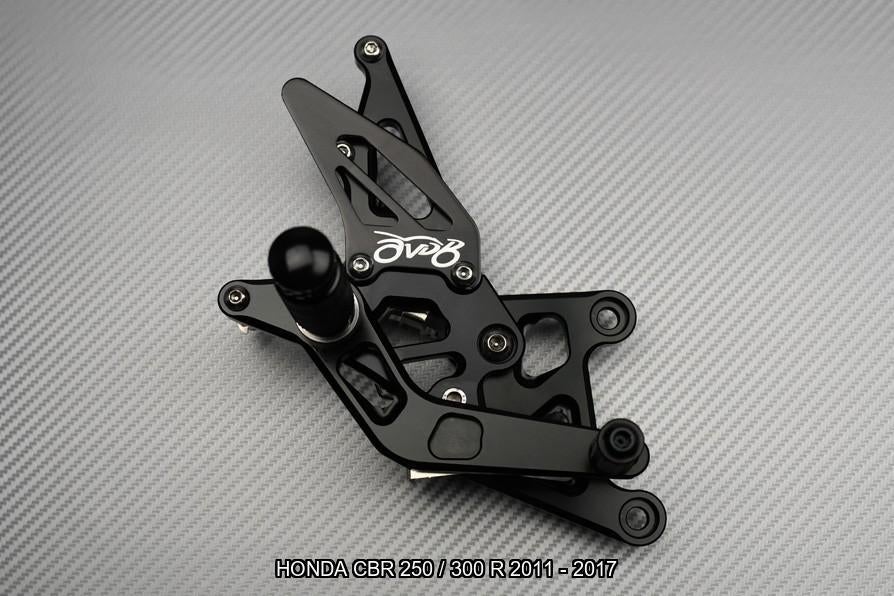 Platine Commandes Reculées HONDA CBR 250 300 R 2011 - 2017, Motos, Enlèvement ou Envoi, Neuf