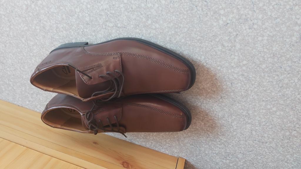 Chaussures homme Clarks pointure 43, neuves., Vêtements | Hommes, Chaussures, Enlèvement, Neuf