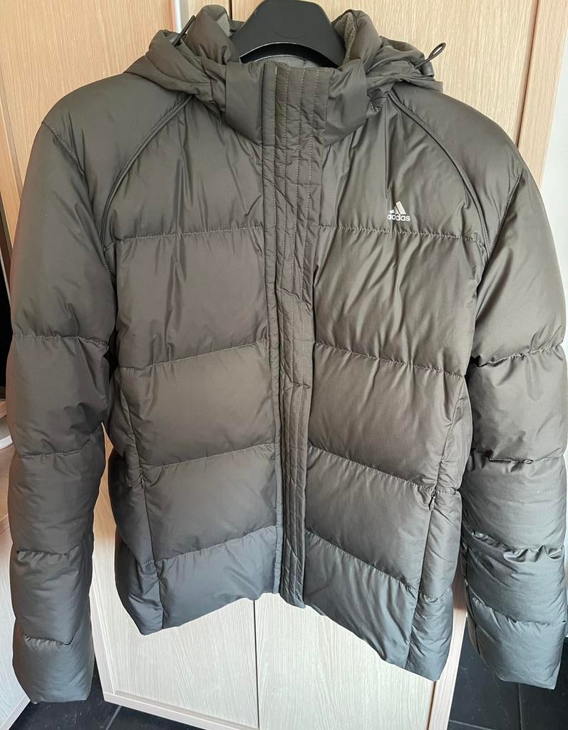 Donsjas/puffer dames Adidas Medium als nieuw, Ophalen of Verzenden, Zo goed als nieuw, Bruin
