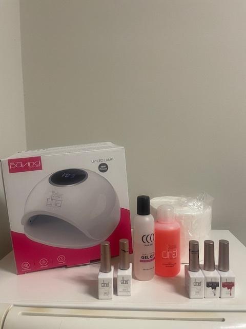 Équipement complet pour vernis à ongles en gel + lampe UV, Enlèvement ou Envoi, Comme neuf, Soin des mains et des pieds