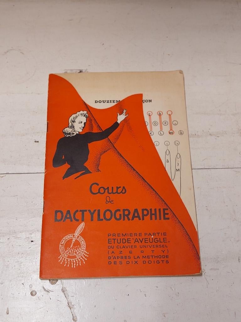 Cours de dactylographie, Enlèvement ou Envoi, Comme neuf