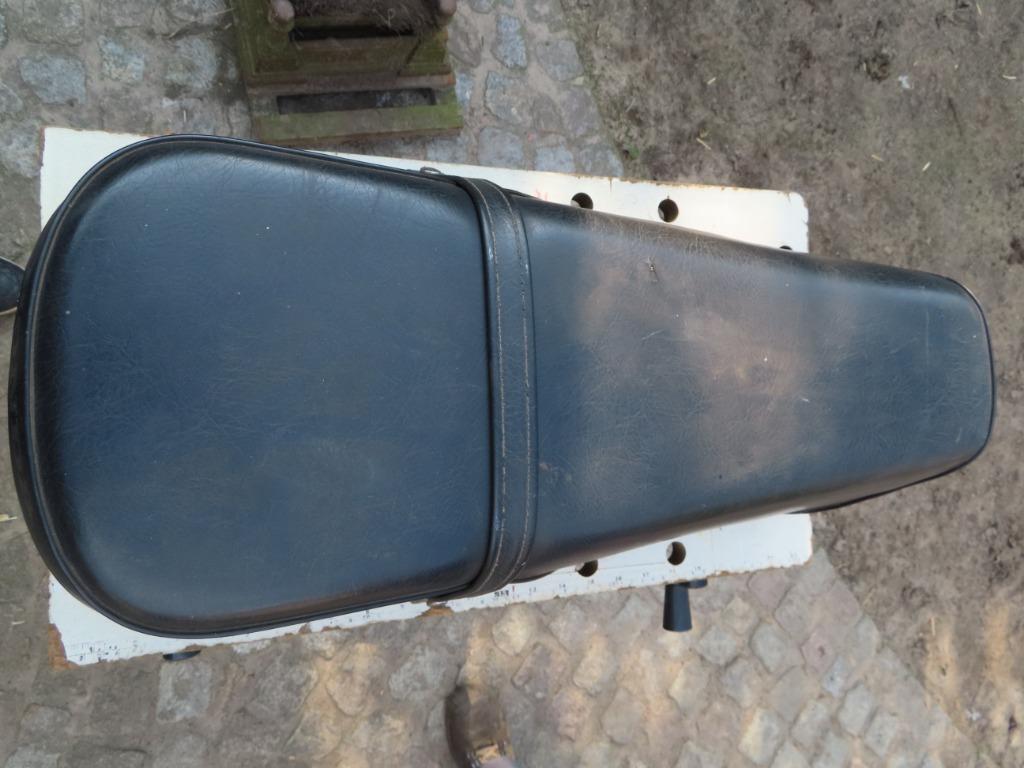 Zadel - Honda - Retro bromfiets, Fietsen en Brommers, Ophalen of Verzenden, Gebruikt, Zadel, Honda