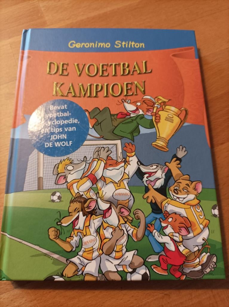 De voetbalkampioen Geronimo Stilton, Ophalen of Verzenden, Zo goed als nieuw