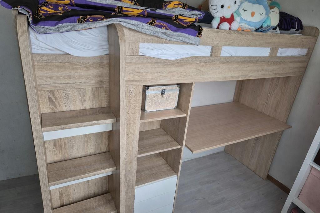 Hoogslaper met kleerkast en bureau, Ophalen, Hoogslaper