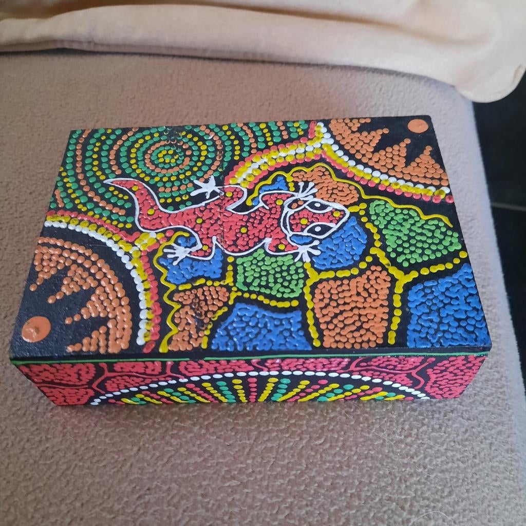 Bakje in hout , Gaudi stijl ( Barcelona ) . 10 euro ., Ophalen of Verzenden, Zo goed als nieuw