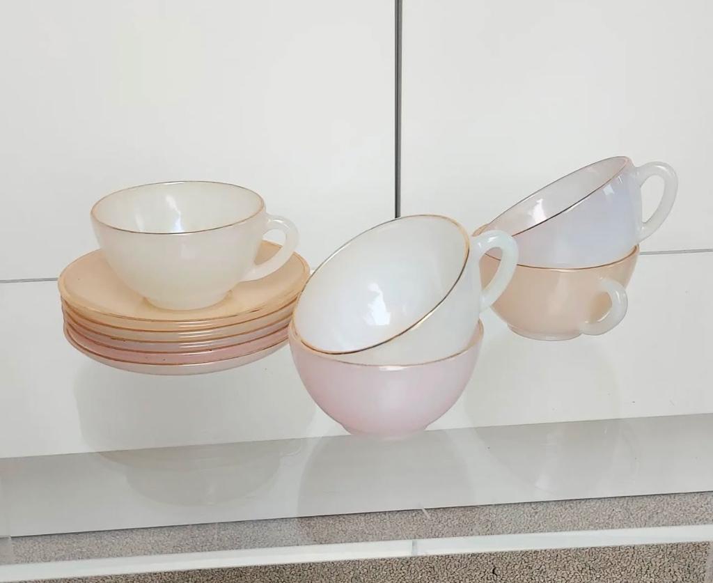 Tasses à pastel Arcopal (6pc de chaque), Maison & Meubles, Enlèvement ou Envoi, Verre