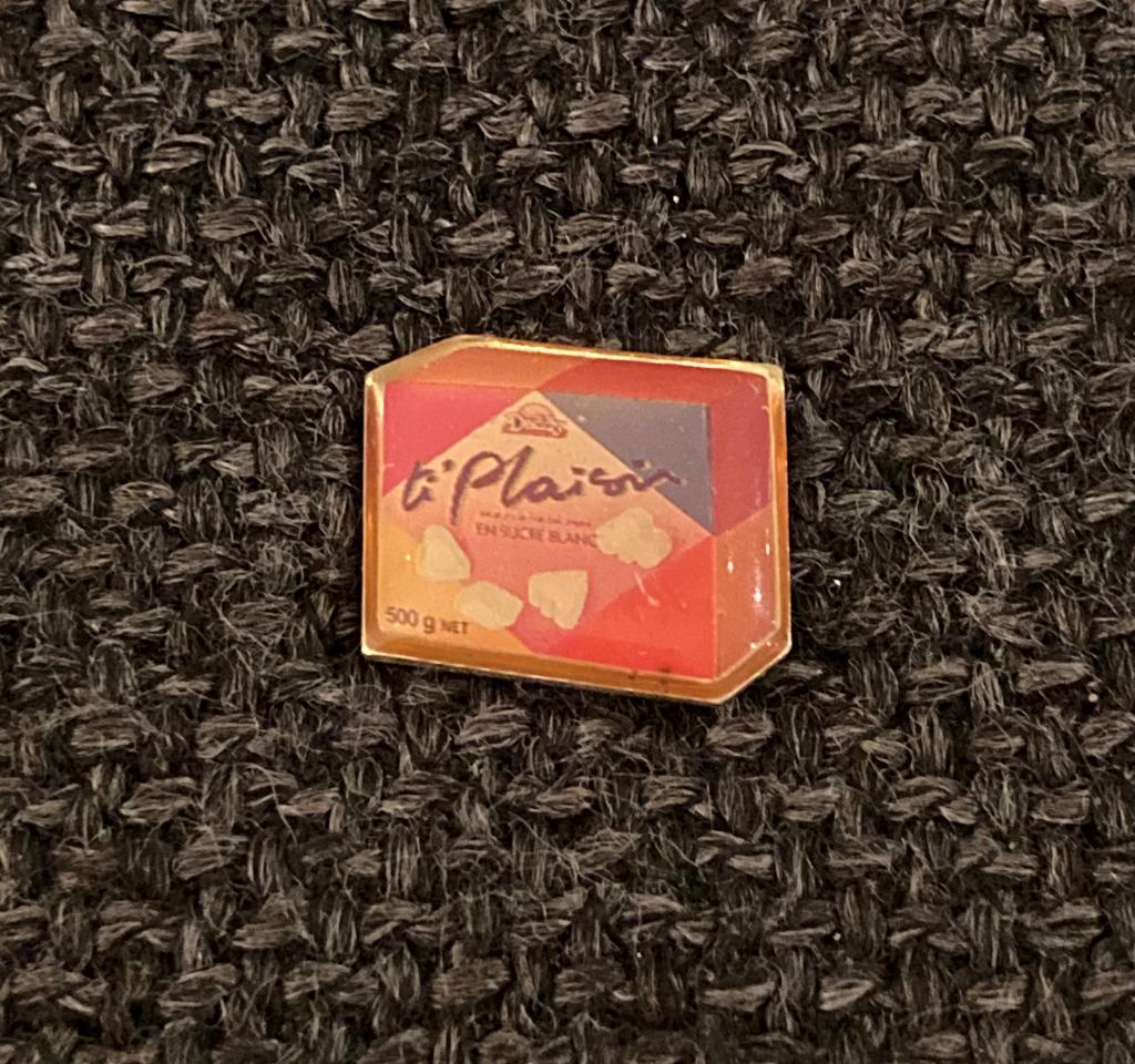 PIN - TI PLAISIR - SUCRE - SUIKER - SUGAR, Verzenden, Gebruikt, Merk, Speldje of Pin
