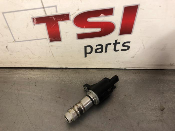 Nokkenas Verstelling van een Volkswagen Golf, Gebruikt, -, Volkswagen, -