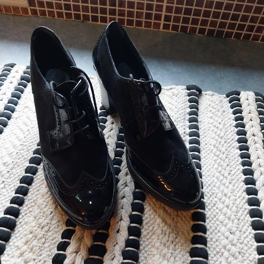 Chaussures Tamaris, Enlèvement, Comme neuf