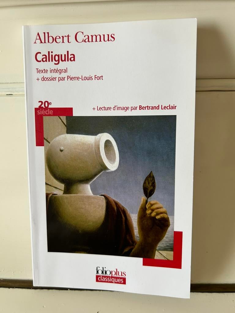 Livre Caligula d’Albert Camus, Zo goed als nieuw