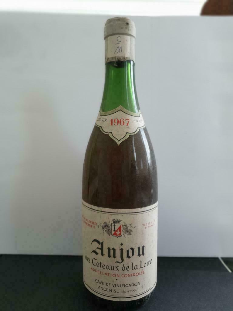 Oude fles wijn Anjou des Côteaux de la Loire 1967, Verzamelen, Wijnen, Ophalen, Frankrijk, Nieuw, Witte wijn