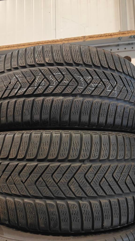 265/35r21 Pirelli 70€ per stuk met montage en balanceren, Auto-onderdelen, Besturing, Ophalen
