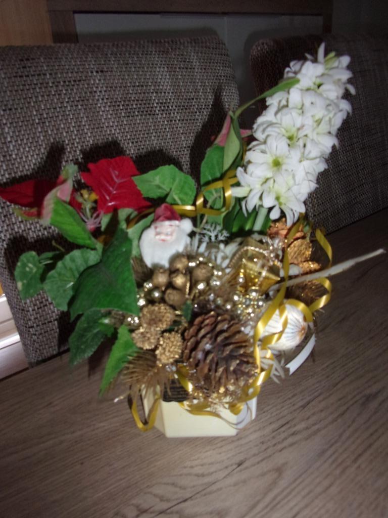 Kerst bloemstuk, Diversen, Kerst, Zo goed als nieuw, Ophalen of Verzenden