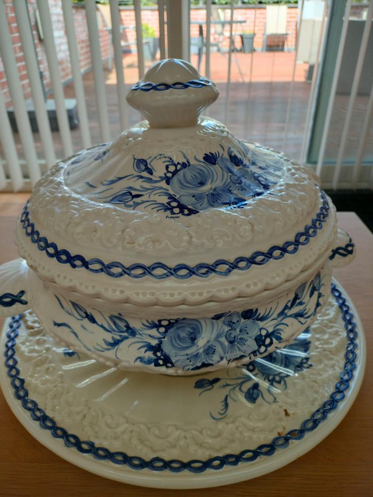 Soepterrine met lepel, Made in Italy 26cm, Antiek en Kunst, Antiek | Keukengerei, Ophalen