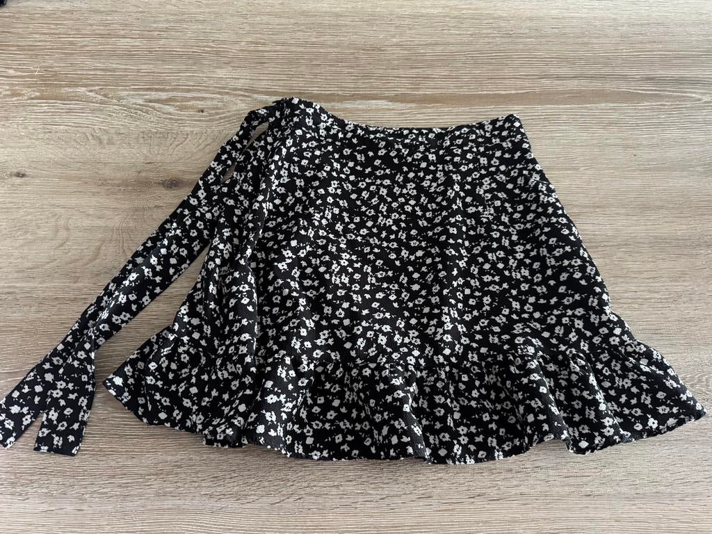 Jupe fleurie xs, Vêtements | Femmes, Enlèvement ou Envoi, Comme neuf