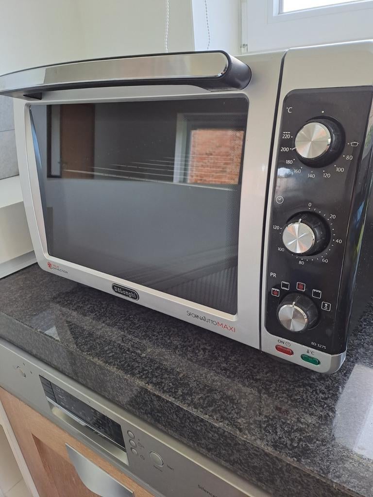 Delonghi sfornatutto MAXI oven EO 3275, Ophalen, Zo goed als nieuw, Oven