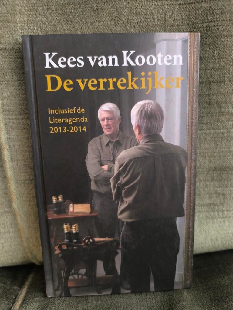 De verrekijker.   (Kees van Kooten), Ophalen of Verzenden, Zo goed als nieuw, Kees van Kooten, Nederland