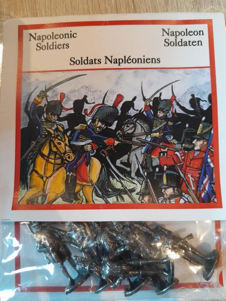 6 Napoleontische speelgoedsoldaatjes, Ophalen, Zo goed als nieuw, Mens