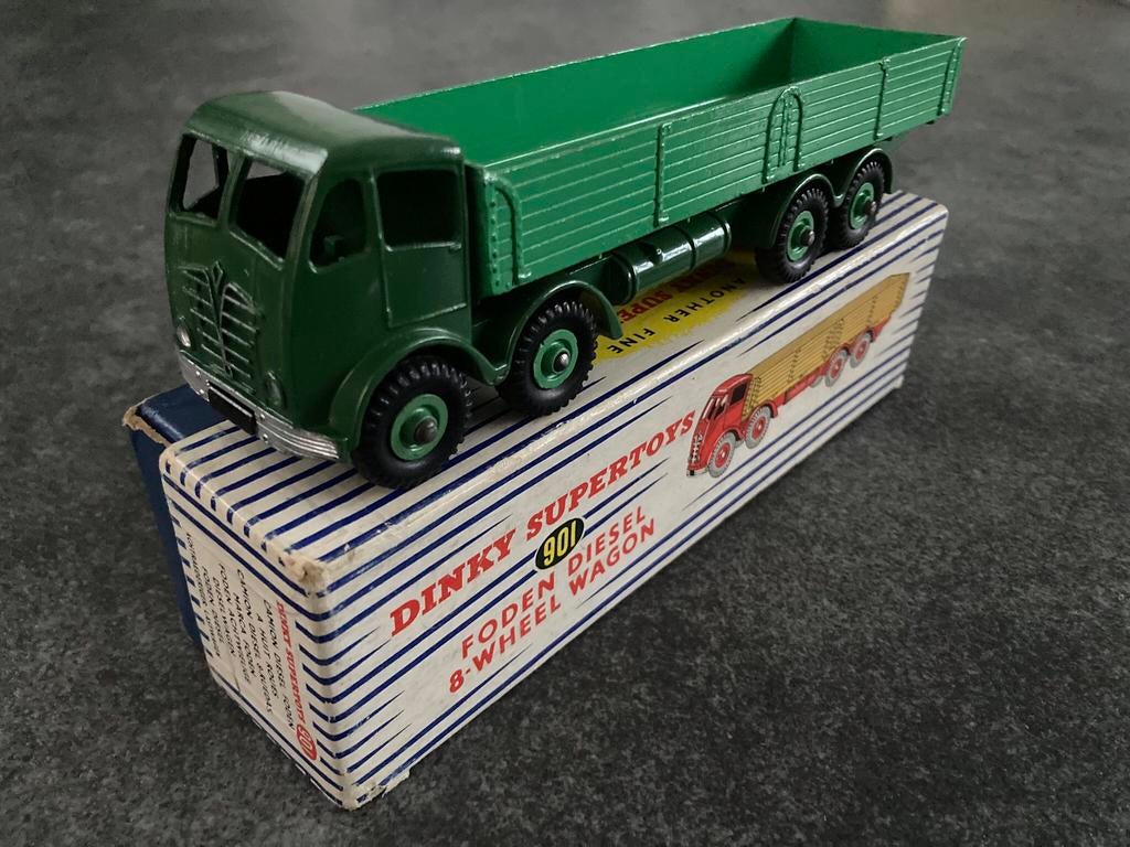 Dinky toys 901 foden 8-wheeled diesel wagon near mint, Ophalen of Verzenden, Zo goed als nieuw, Dinky Toys